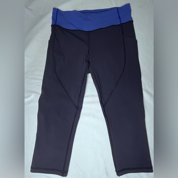 lululemon athletica Navy Athletic Shorts - Picture 11 of 11